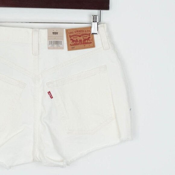NWT Levis Womens 501 High Rise Button Fly Demin Shorts‎ Size 27 Ivory Raw Hem - Picture 4 of 6